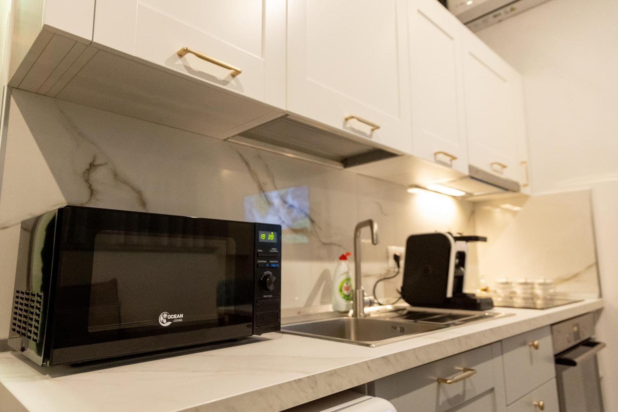 Cozy Loft-Blloku Downtown Hotel Тирана Екстериор снимка