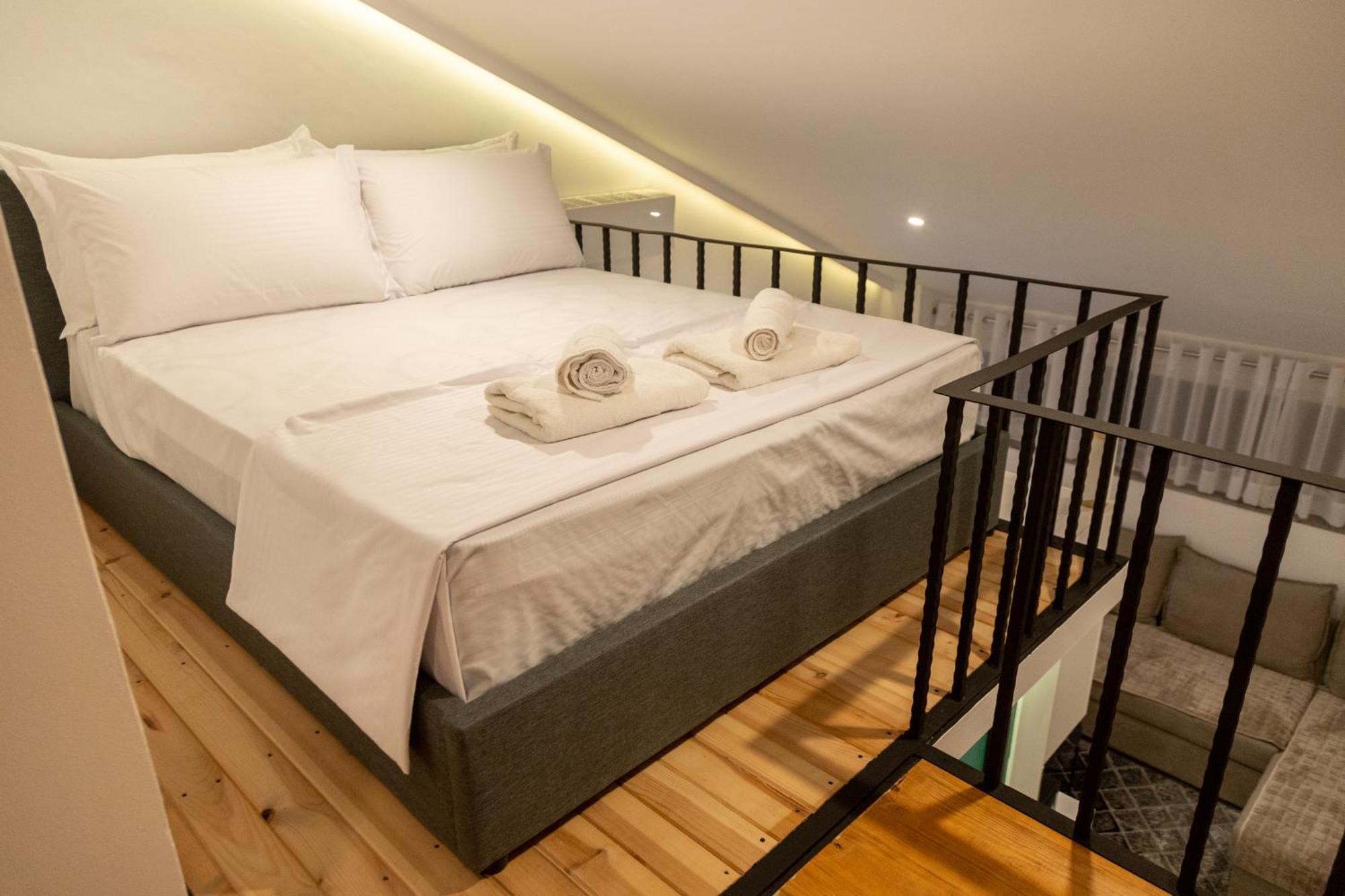 Cozy Loft-Blloku Downtown Hotel Тирана Екстериор снимка