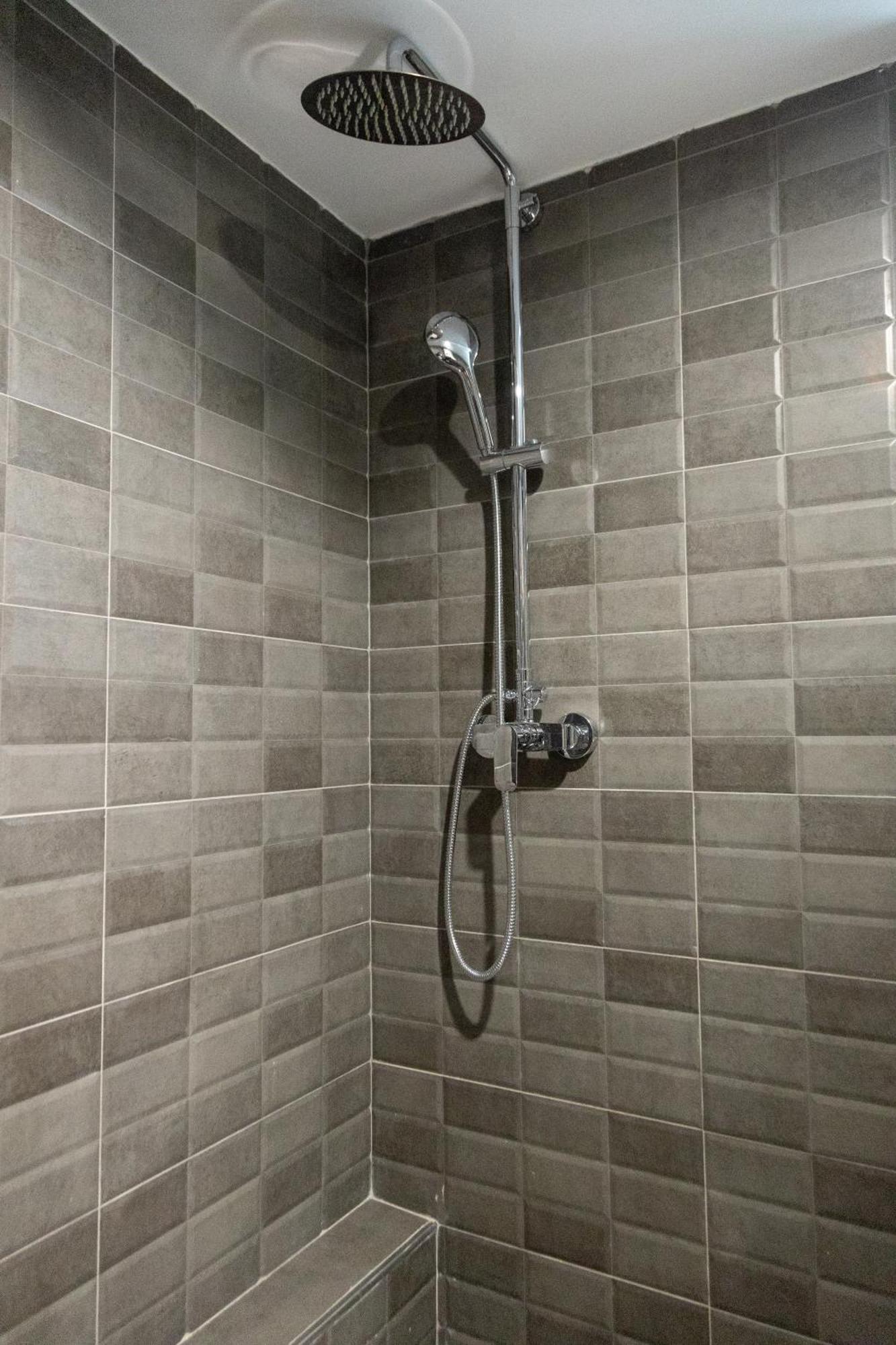 Cozy Loft-Blloku Downtown Hotel Тирана Екстериор снимка